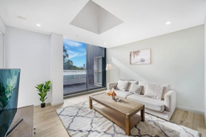 Modern 1B1B with Free Pool&Gym, Sydney